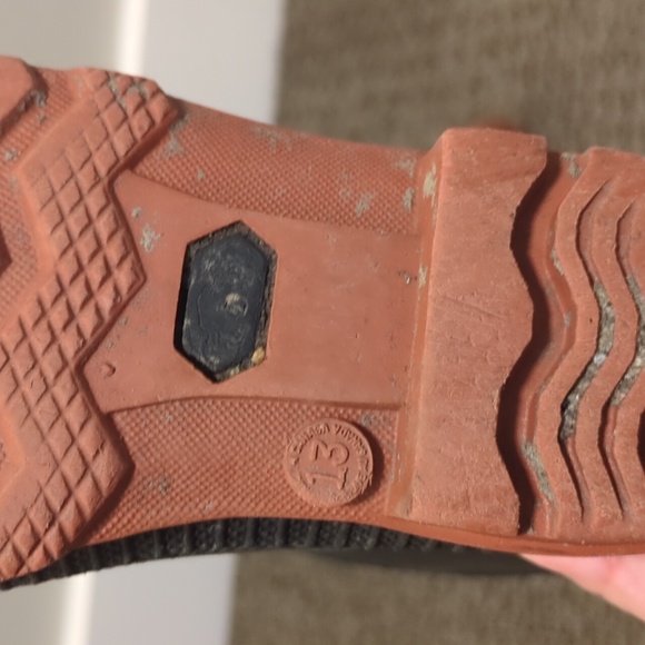 Child Waterproof Black Rubber Rain and Mud Boots Size 13 - Picture 6 of 7